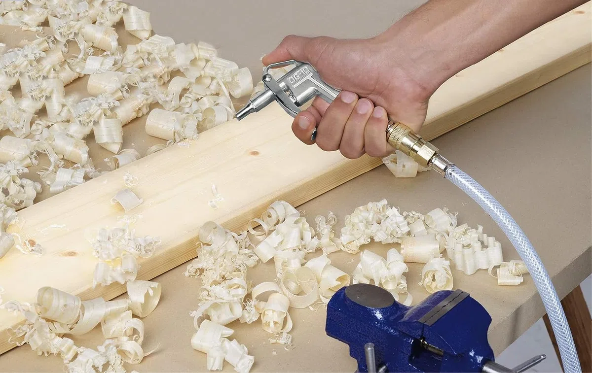 Einhell Kit 3 accessoires pneumatique pour compresseur à air (Pistolet de soufflage, manomètre de gonflage, tuyau de 5m (diamètre intérieur 6 mm))